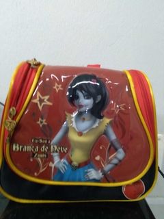 Lancheira branca de neve zumbi vermelha