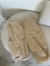- Pantalon Parachute Usher Camel- $29.994 en efectivo - tienda online