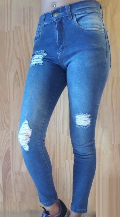 Pantalones con online roturas mujer