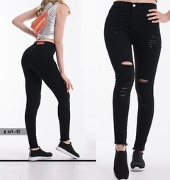 Pack de 3 Jeans tiro alto negro con roturas art 42 MZ - comprar online