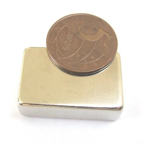 Imã Neodímio N35 30x20x10mm - Bloco - comprar online