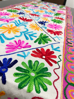 Camino de Mesa bordado de la India 150x50cm - Flores en rombo APM58500 - buy online