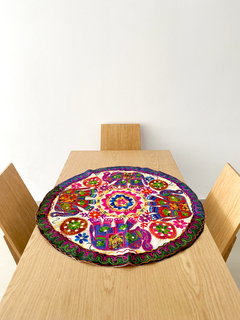 Camino de mesa bordado de la India - Redondo 86 cm APM58500 - tienda online