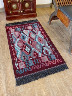 Tapete Kilim Diseño Antep 90x60 cm - Kayi Azul con vino tinto APM25596