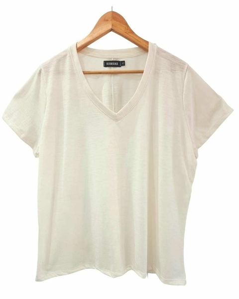 OUTLET SIN CAMBIO Remera V Essencial L/XL FLAME CREAM