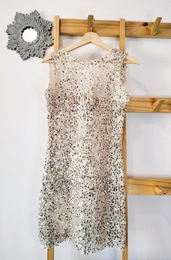 VESTIDO CHAMPAGNE CON BRILLOS