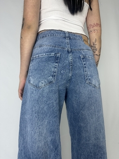 JEAN SKATER SNOW BLUE TIRO MEDIO - comprar online