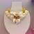 collar lirio yellow white