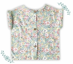 REMERA CERDEÑA FLORES - comprar online