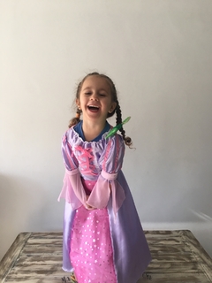 Princesa Rapunzel - Tienda Tertulia Disfraces