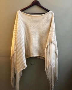 PONCHO CON FLECOS - comprar online