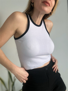 musculosa prusia en internet