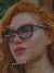 Óculos de Sol Louise Preto Degradê com Azul na internet