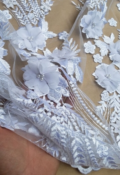 Tecido Tule Bordado 3D Floral com Pérolas Branco 01 na internet