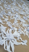 Tecido Tule Bordado 3D Floral Branco 02 - comprar online