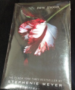 New Moon - Stephenie Meyer - the twilight saga - ISBN 9780316024969
