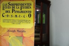 LAS SORPRENDENTES LEYES DE LA FUERZA DEL PENSAMIENTO COSMICO  - JOSEPH MURPHY -  ISBN 9681307275