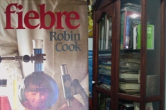Fiebre - Robin Cook - comprar online