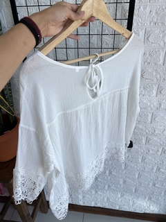 BLUSA SIN BAMBULA BL T.S/M (27238) en internet