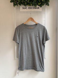 REMERA AMERICAN EAGLE GR T.S (28177)