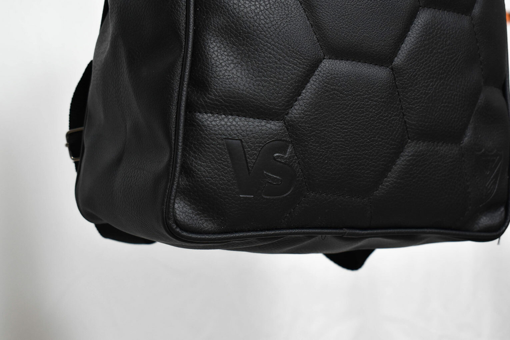 Mochila cuerina sales