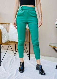 PANTALON DE BENGALINA CON LAZOS CINTURON AGUARRAS