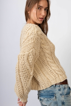 Sweater Quequen beige - comprar online