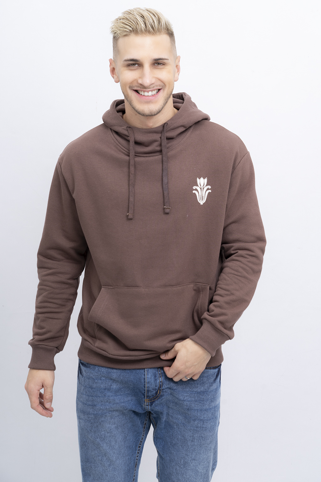 Buzo cuello alto sale