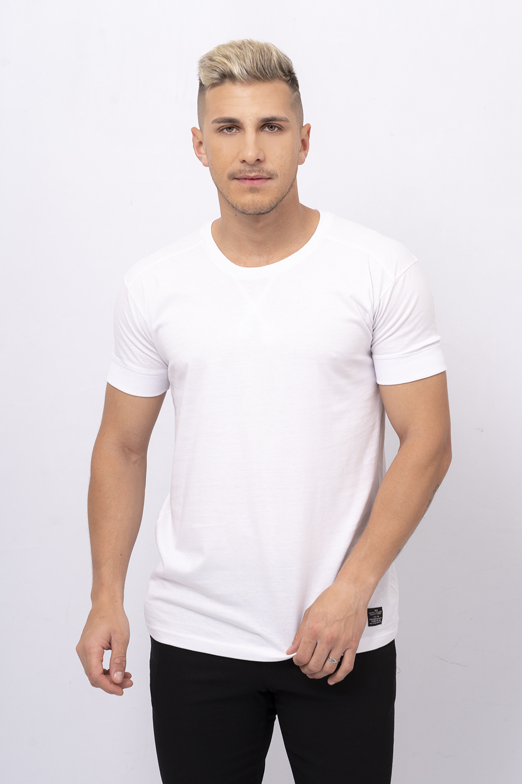 Remera Basica C O de Algodon Elegancia y Comodidad