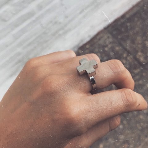 Anillo Cruz equilibrio pegui - Acero quirúrgico CC - comprar online