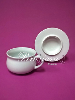 Xícara c/pires Vovó/Netinha - Bruxiara Porcelanas