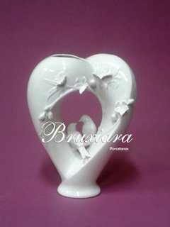 Vaso coração com pombos - Bruxiara Porcelanas