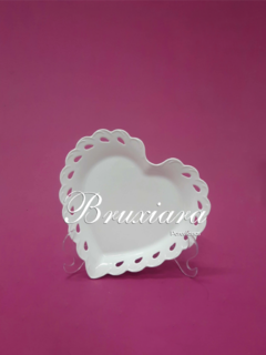 Prato Coração Vazado - Bruxiara Porcelanas