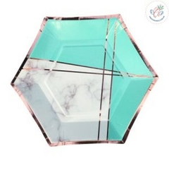 PLATO DE POLIPAPEL HEXAGONAL 17 cm CELESTE PASTEL x 6 u