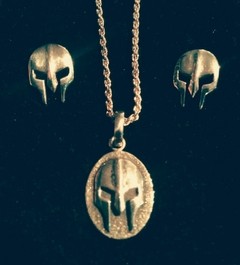 Conjunto de Sparta em Ouro Amarelo 18k