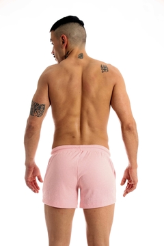 SHORT NURA ROSA en internet