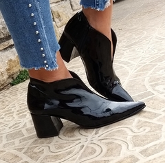 Botas BARI charol negro