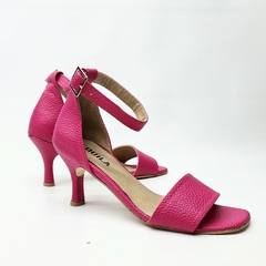 Sandalias MORIA fucsia graneado - comprar online