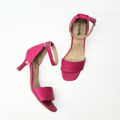 Sandalias MORIA fucsia graneado