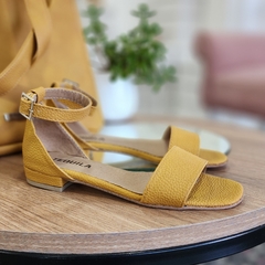 Sandalias STELLA mostaza graneado - comprar online