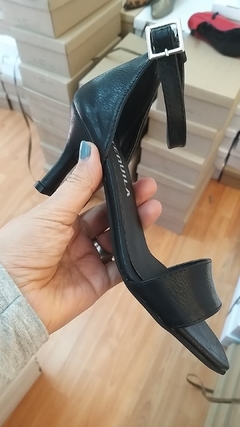 Sandalias MORIA ecocuero liso negro