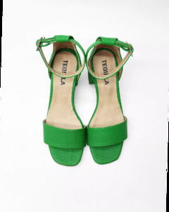 Sandalias ALMA graneado verde en internet