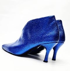 Botas CATANIA charol metalizado azul francia - comprar online