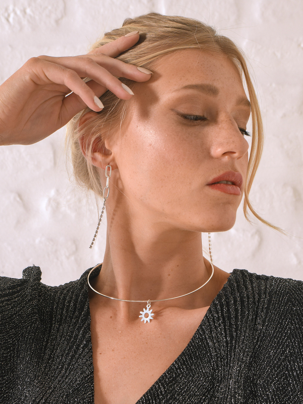 Aros y collares para fiesta sale