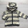 Campera de hilo y poliester. H&M. 6-9 meses