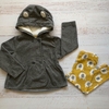 Conjunto campera de polar y pantalón de algodón. CARTERS. T 24 meses