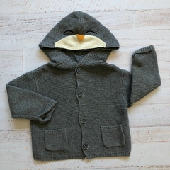 Sweater de hilo pinguino. ZARA. T 6-9 meses