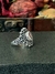 Anillo Isha con gotita de Granate - Shiló Joyas de Diseño