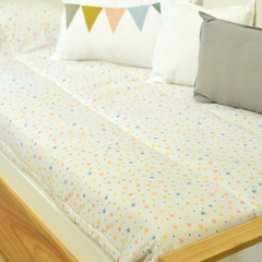 Acolchado Cama 1.50 x 2.40 Off White Estrellitas