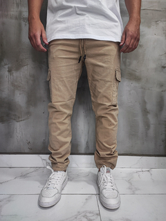 Jogger Reedom Beige - PLUMA BLANCA